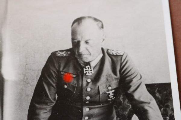 altes Fotos - zwei mir unbekannte Ritterkreuzträger - Repro ??